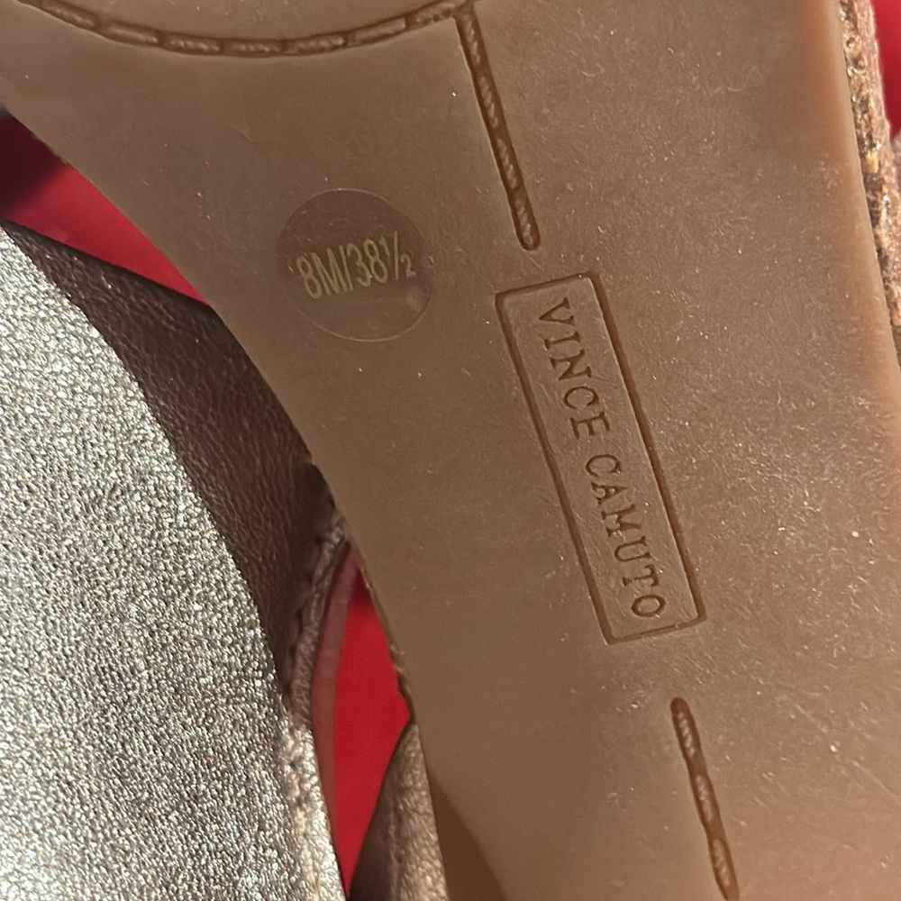 Heels - Picture 5 of 5
